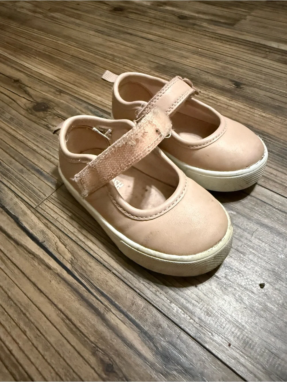OshKosh B'gosh Girls Blush Pink Mary Jane Sneakers